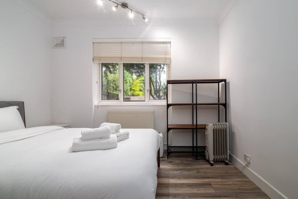Stylish And Well Equipped Flat In Stockwell Leilighet London Eksteriør bilde