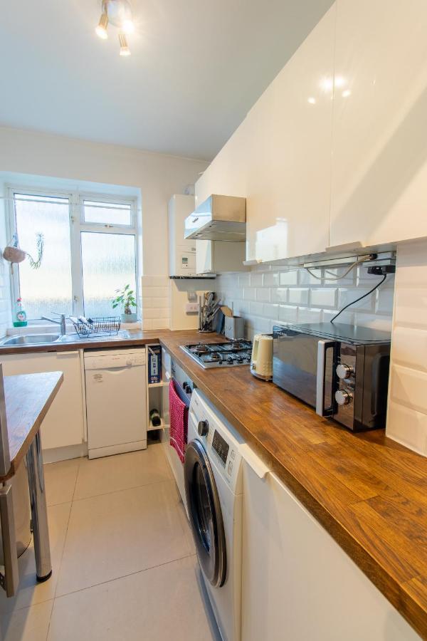 Stylish And Well Equipped Flat In Stockwell Leilighet London Eksteriør bilde